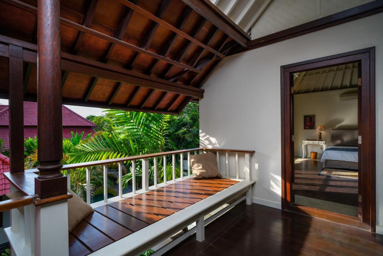 Luxury 3 Bed Villa With Pool In Great Location With Beachfront Spa Access Sanur  Exterior photo